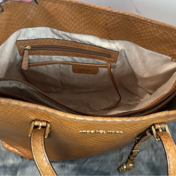 Michael Kors Brown Tote Bag - Picture 13 of 13